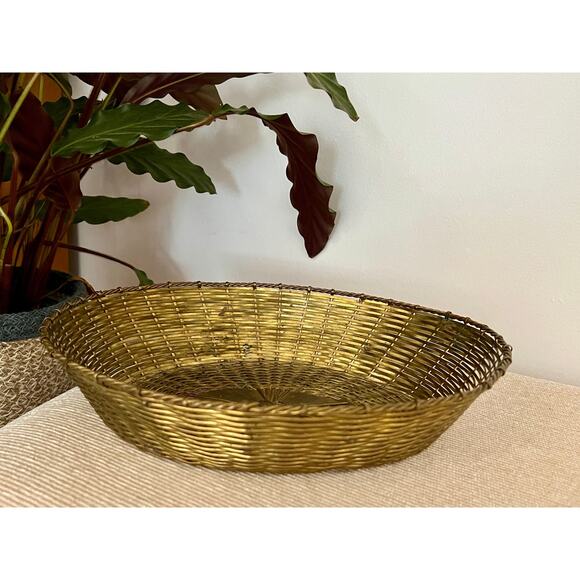 Vintage Brass Woven Basket, Oval Bread Basket, Gold Metal Basket - Picture 1 of 10